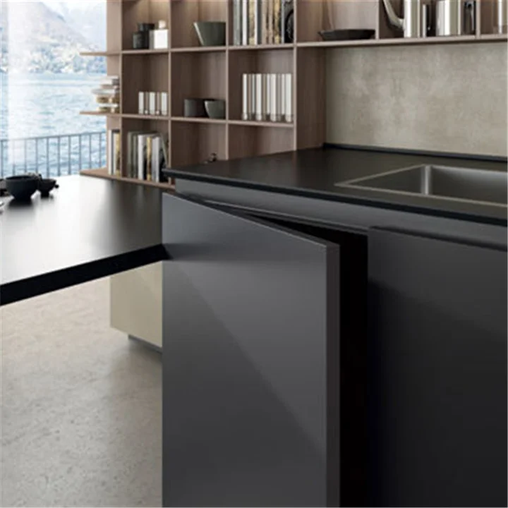 Простой кухонный шкаф из меламина с обеденным столом