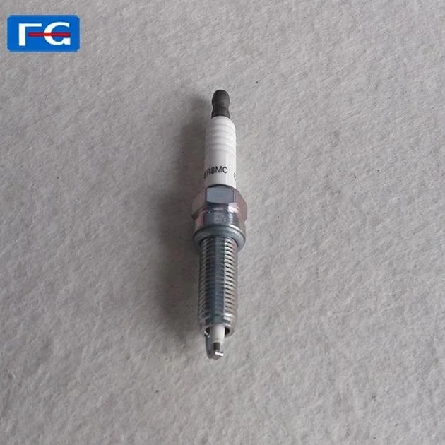 Wholesale Platinum Spark Plug  RER8MC RE14PLP5 Car Parts Auto Spark Plug for Autoparts Spark Plug