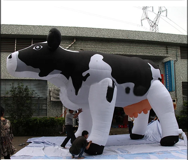 Customized Large PVC Inflatable Cow for Advertising
