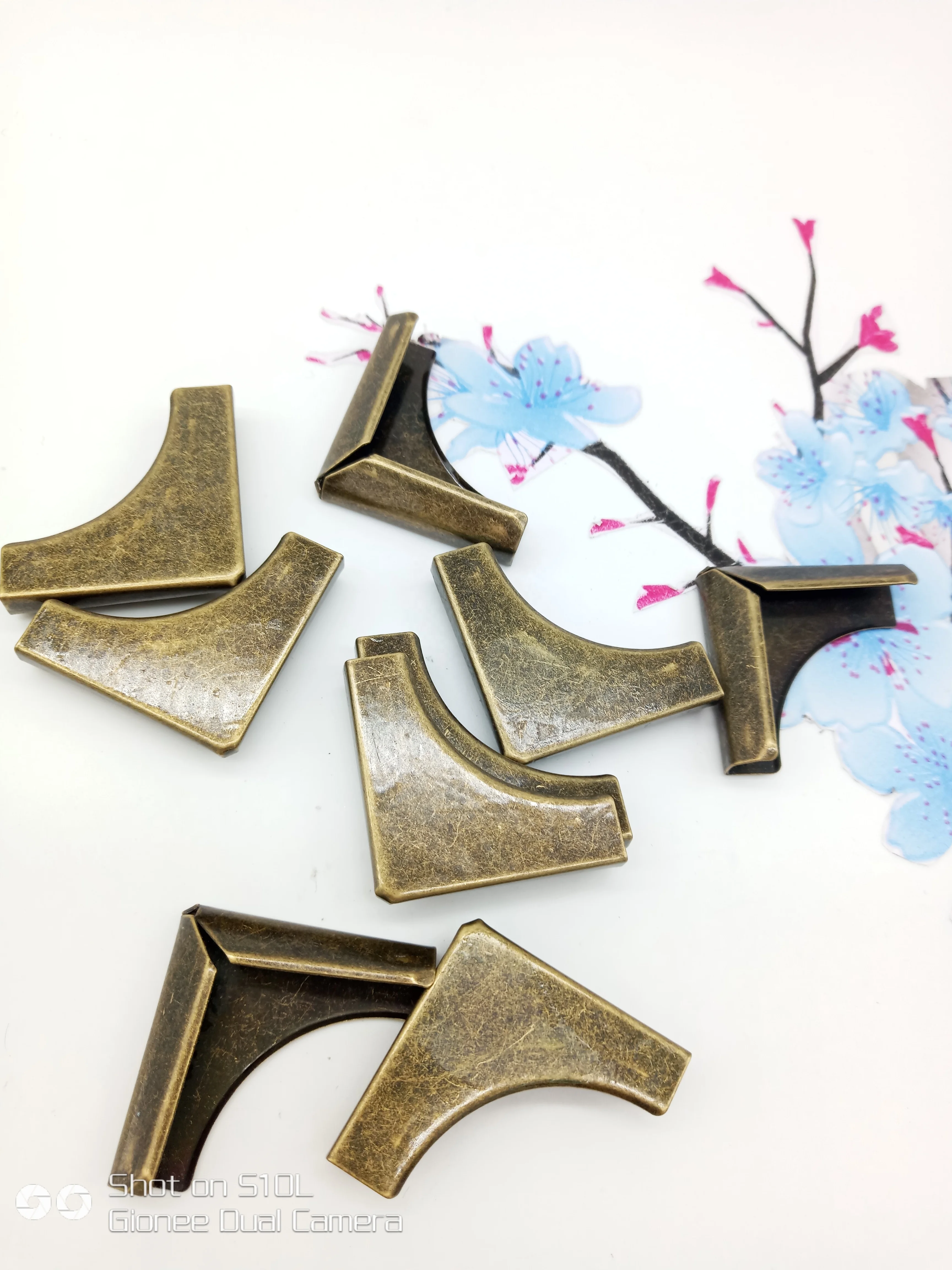 
 Лидер продаж, крафтовые металлические защитные уголки для книг, практичные товары, металлические, латунные, картонные Защитные уголки  