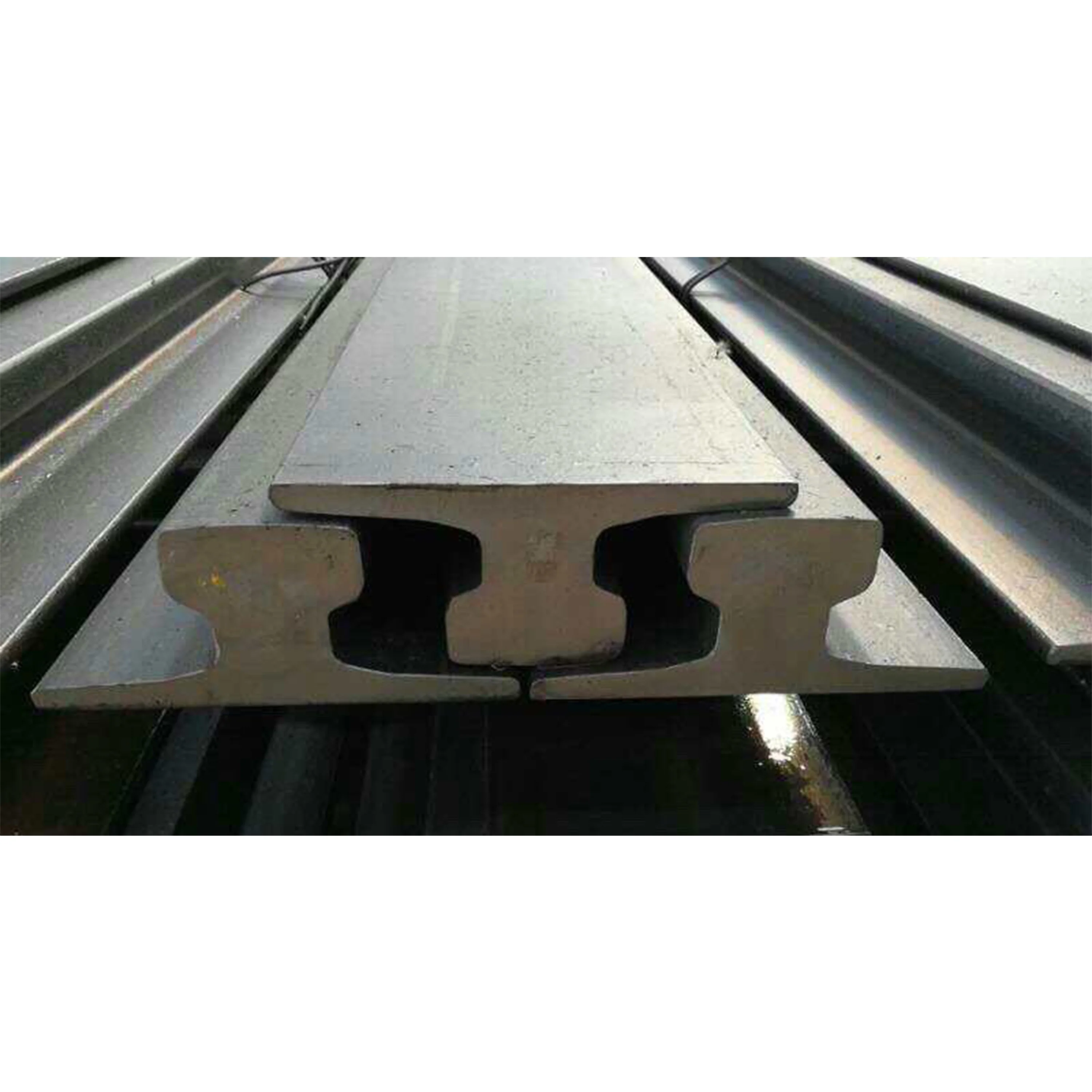 DIN 536 Standard Steel Rail A45 Crane Rail for sale| Alibaba.com