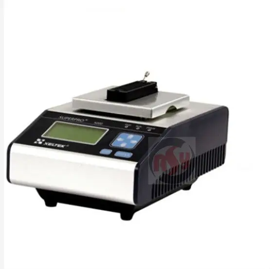 Universal IC Programmer