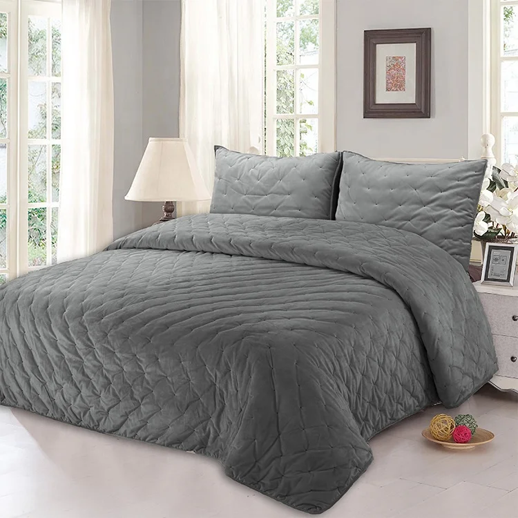 
Однотонное одеяло из мытой микрофибры в горошек 