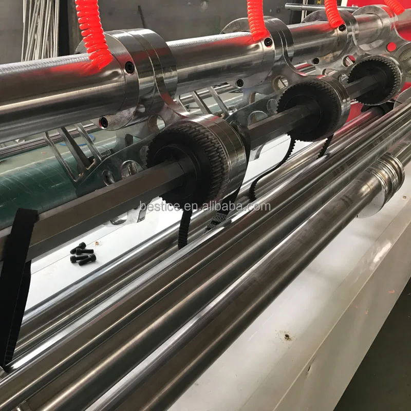 Автоматическая машина для резки картонных картонов и сигарет