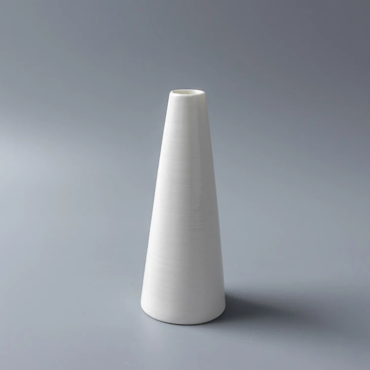 Линейка надежный фарфоровый поставщик лидер продаж оптовая продажа Цветочная ваза для ресторана маленькая