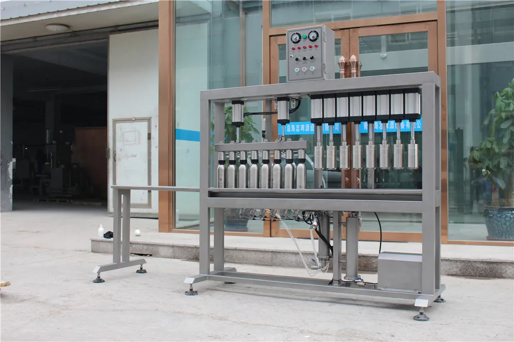 Оборудование для розлива и закупорки пивных бутылок