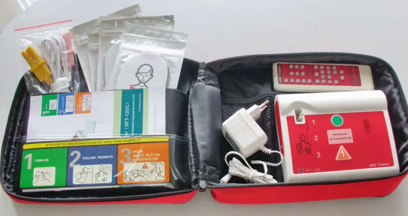Первая помощь обучение AED тренер (ISO13485 проверенных производителей)