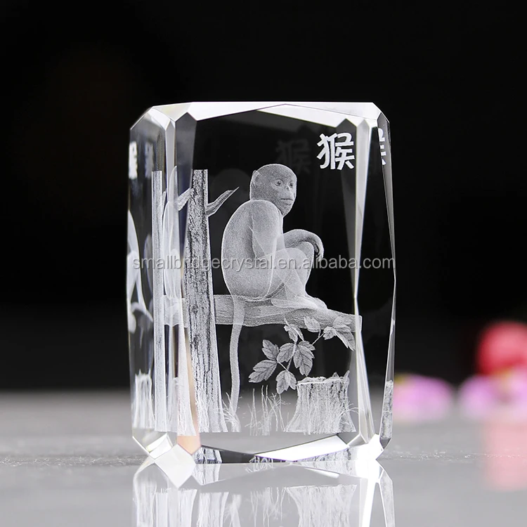 Gravure intérieure laser 3D de haute qualité avec des animaux de singe 3D personnalisant le cube en verre de cristal