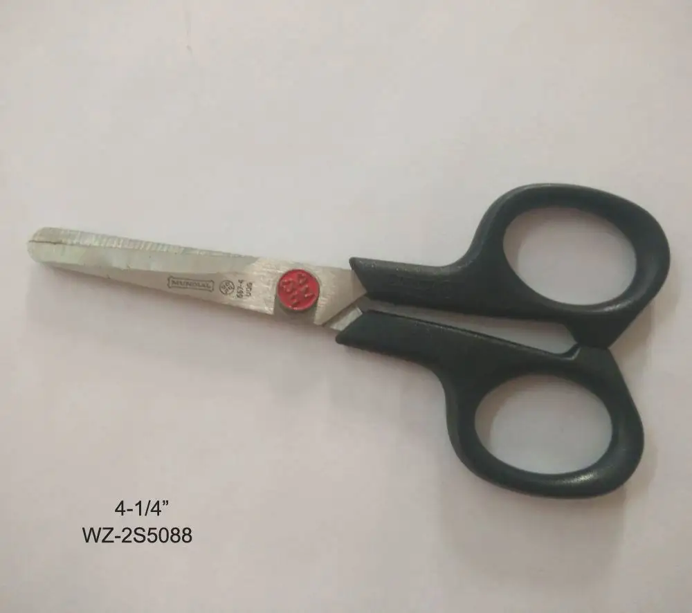 Small Cute Scissors with Carrot,strawberry,grape,banana,tomato Cover