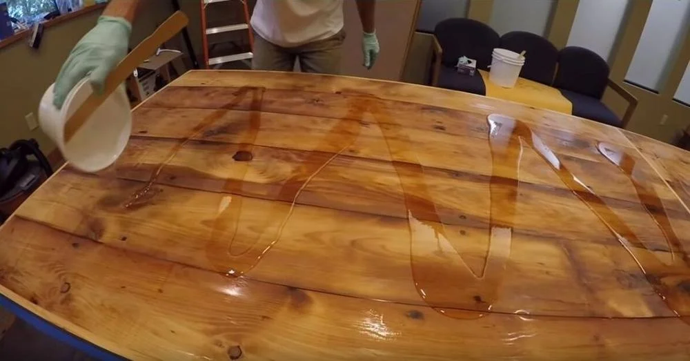 Crystal Clear Bar Table Top Epoxy Resin Coating For Wood Tabletop - 1 –  Quality Home Distribution