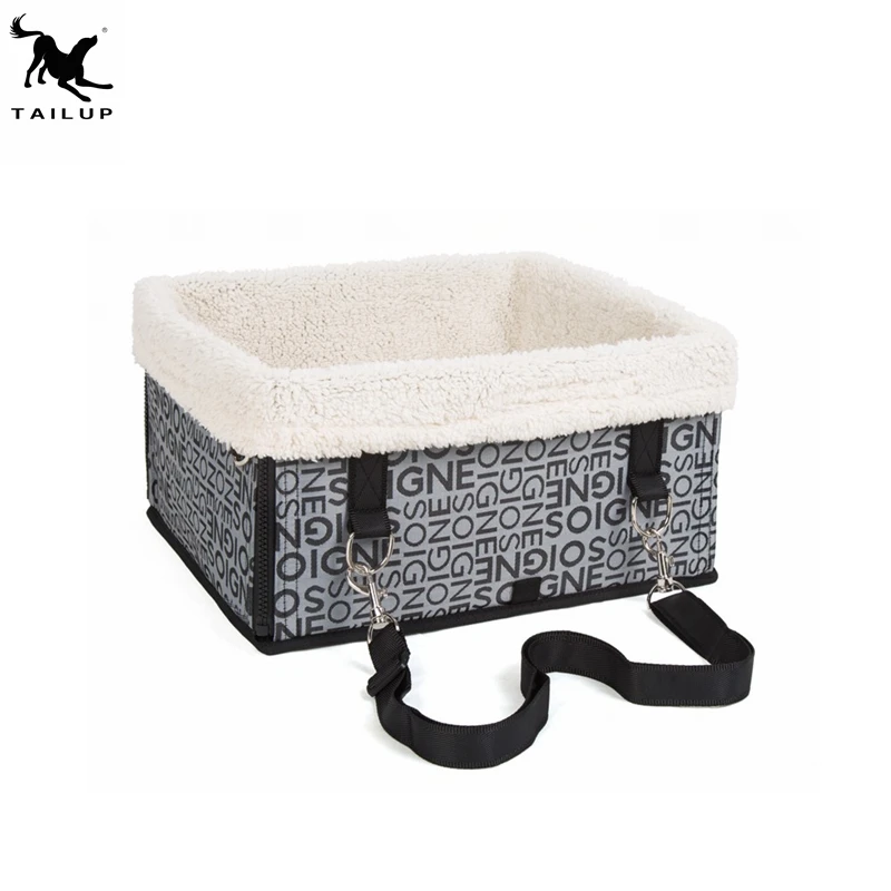 Portable Collapsible Lookout Pet Booster Car Seat Classic Style with Zipper Closure Polyester Material Featuring Printed Pattern