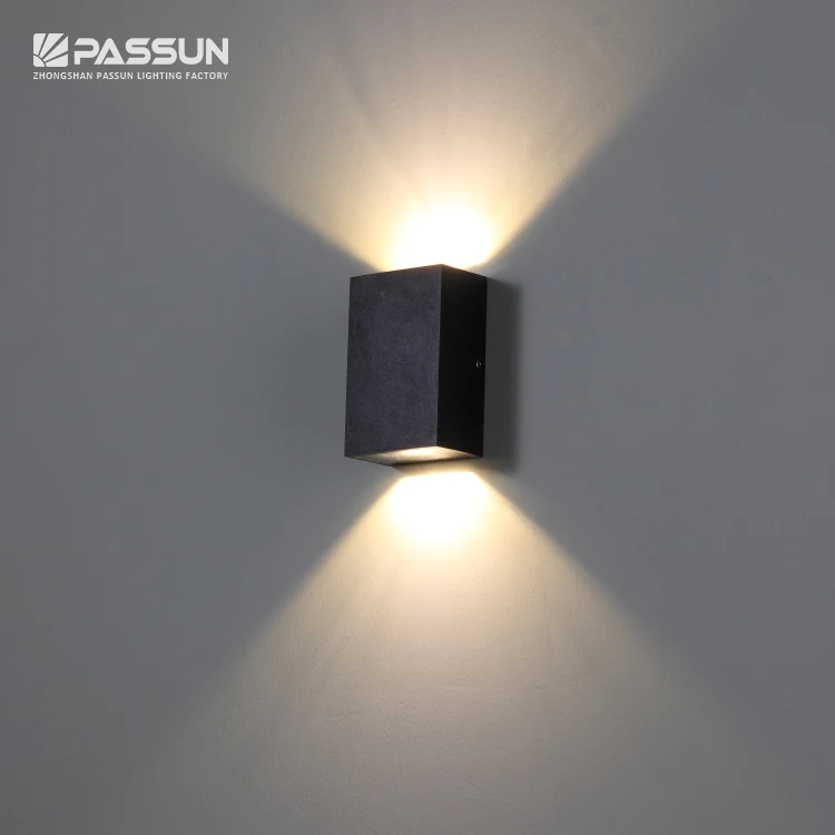 wallmounted light