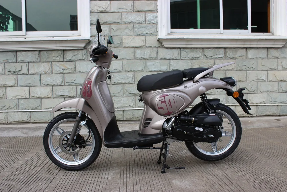 
50CC 150CC 16 дюймов EEC EPA газа скутер 
