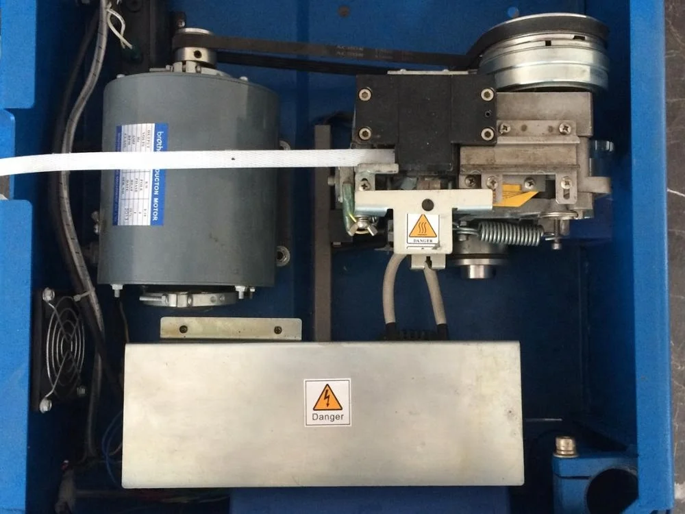SM06H Semi Automatic Carton Box PP Strapping Machine
