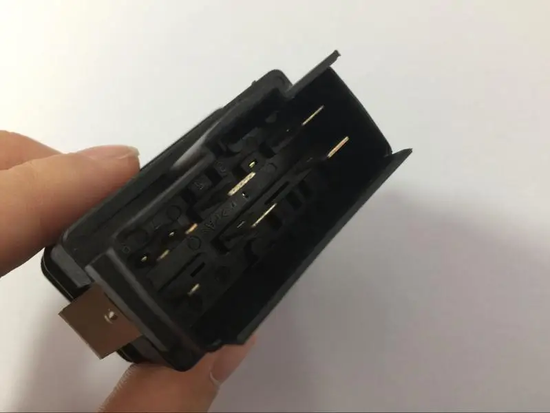 Truck Parts Window Bottom Switches for Volvo - OEM Quality