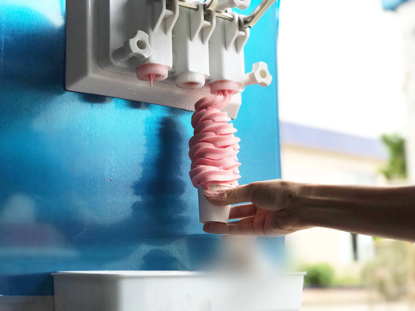 Высокоэффективная машина для производства мягкого мороженого 25 кг в час