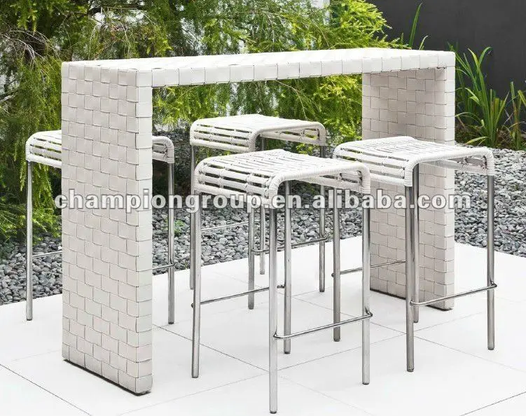 garden bar stools and table