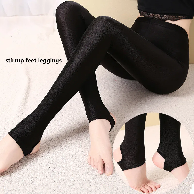 Leggings With Feet 