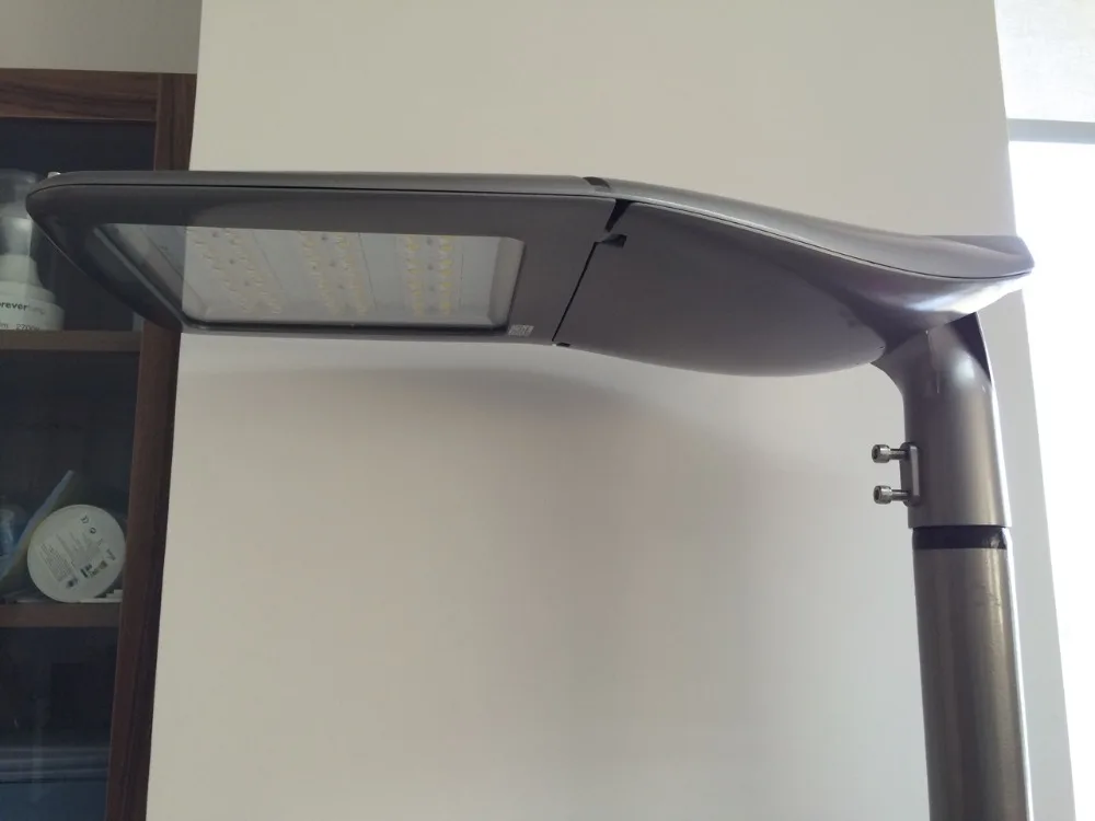 Два различных способа установки защита от отключения питания светодиодные уличные фонари