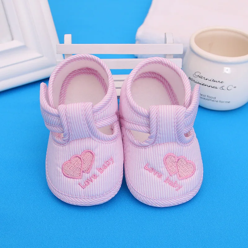 1 month baby shoes