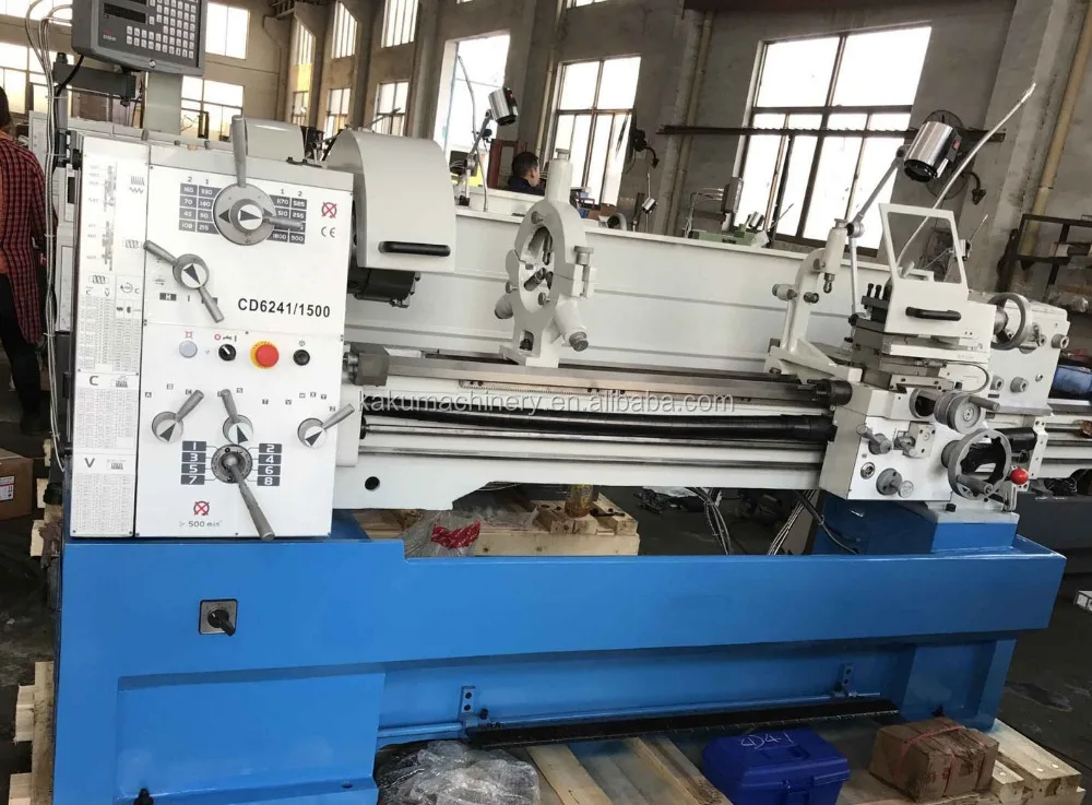 Engine Bench Lathe Machine Economical Type CD6241