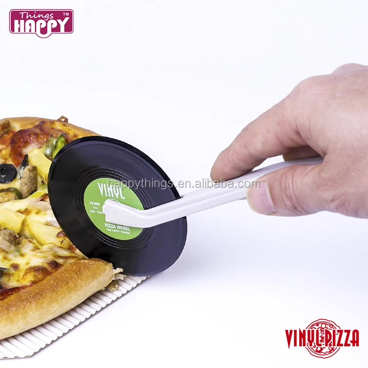 Прямая Заводская поставка, новый дизайн кухонной посуды, пластиковая круглая виниловая резак для пиццы с CD-записью в стиле ретро