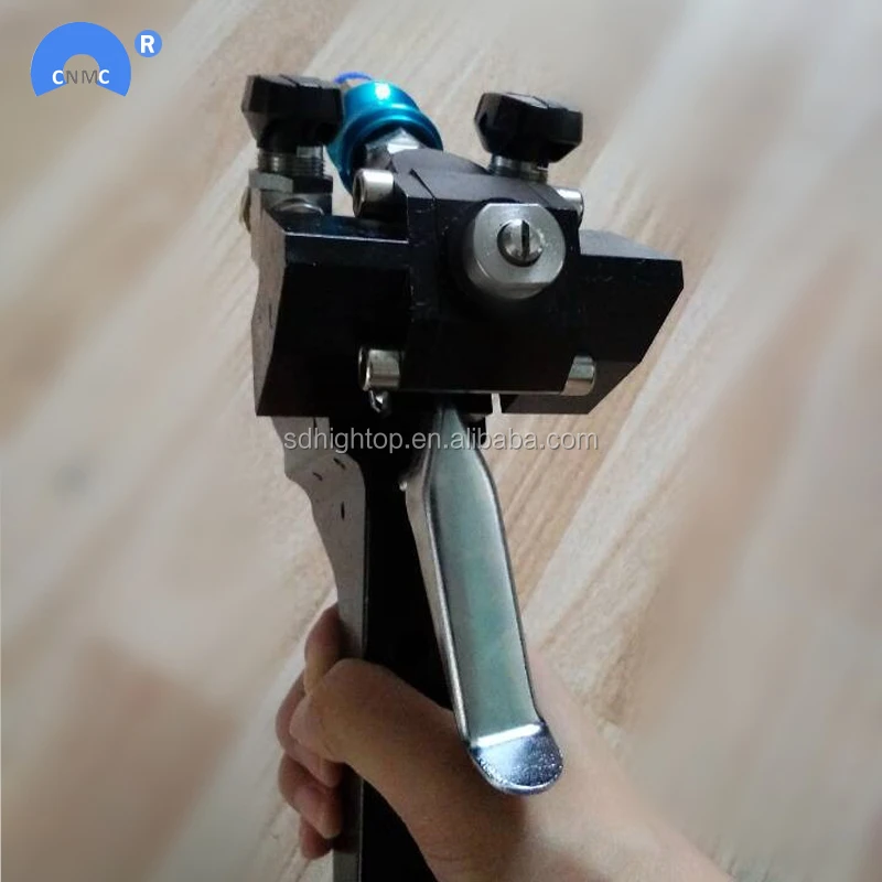 Two Component Polyurea Coating Spray Gun/pu Foam Air Cleaning Pneumatic 1year 35mpa OEM Fan-shaped Nozzle P2