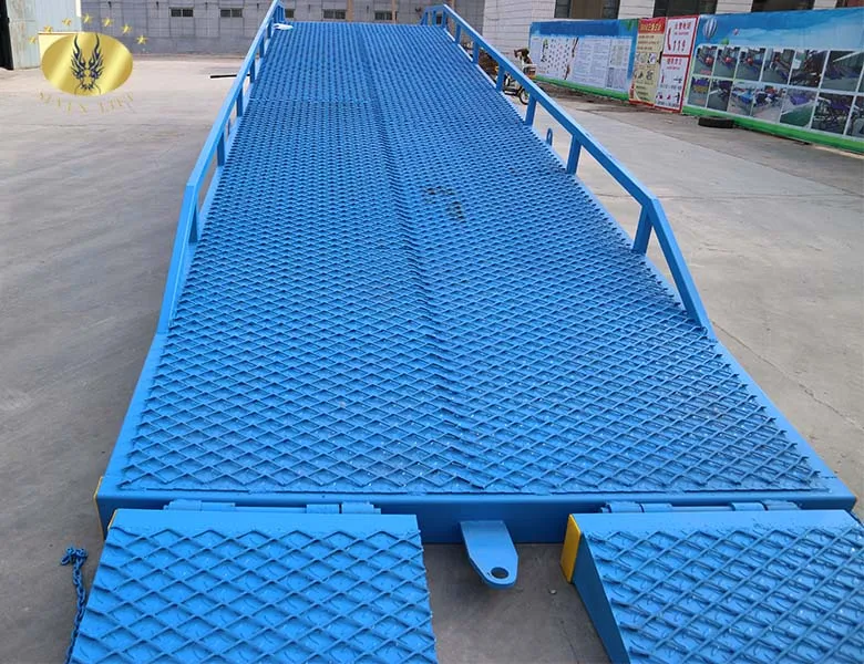 7LYQ SevenLift Mobile Hydraulic Adjustable Foldable Forklift Loading Portable Container Movable Dock Yard Ramp for Trucks