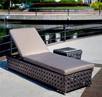 bentley sun lounger