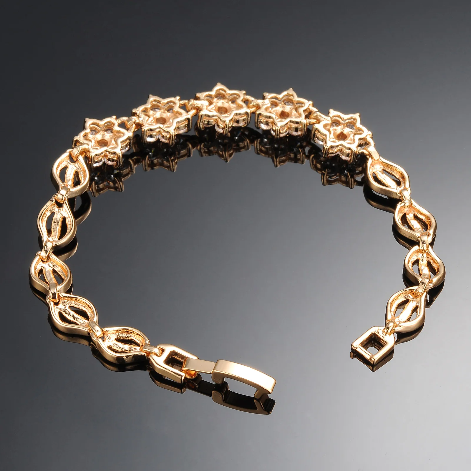 Fancy Gold Hand Chain Design for Girls Charm Bracelet for Woman Jewelry