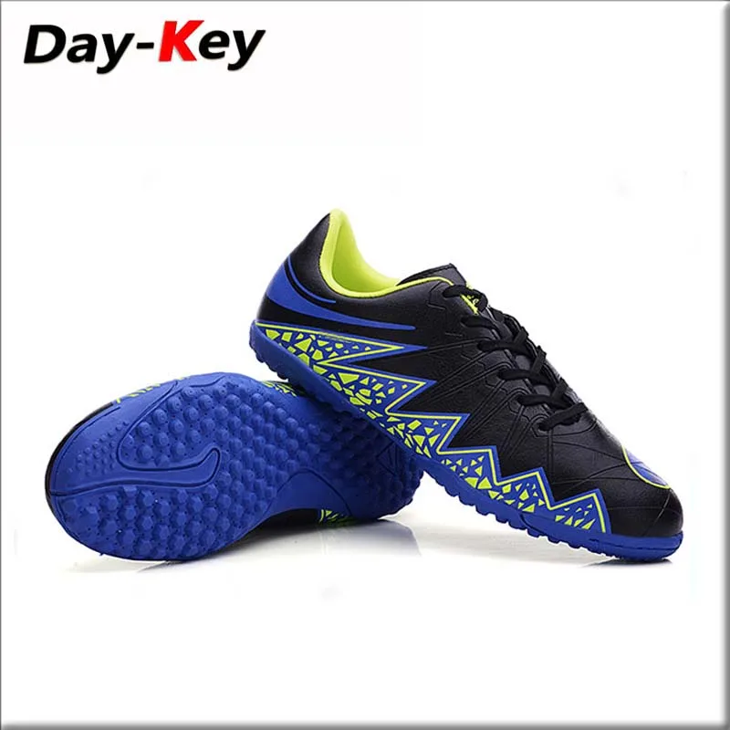 soccer shoes adults