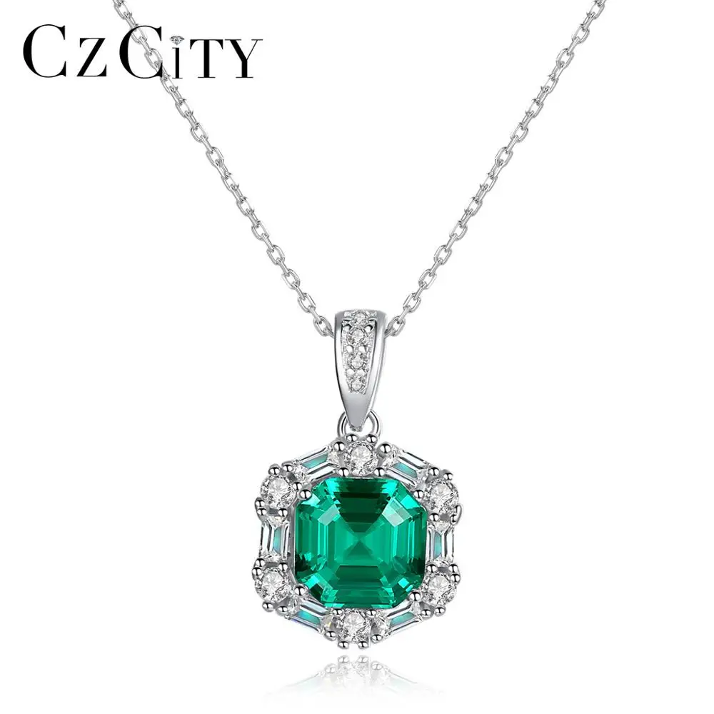 Big Emerald Gemstone Pendant Necklace 