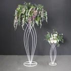 Featured image of post Metal Flower Stands Design - Designed by joan gaspar, these polypropylene wonders can act as.