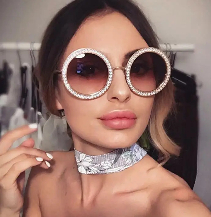 2020 Women Sunglasses Round Vintage Rhinestone Diamond Crystal Luxury Shades UV 