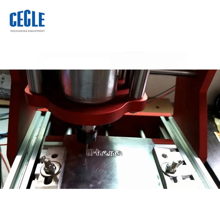 小型レーザー彫刻機3軸cnc1310ミニキツツキCNCルーター彫刻機| Alibaba.com