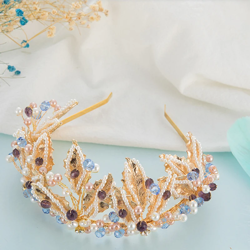 手作りビーズで新しいスタイルの葉ブライダルクラウン Buy ブライダルヘッドクラウン ゴールドブライダルクラウン デザイナーブライダルクラウン Product On Alibaba Com