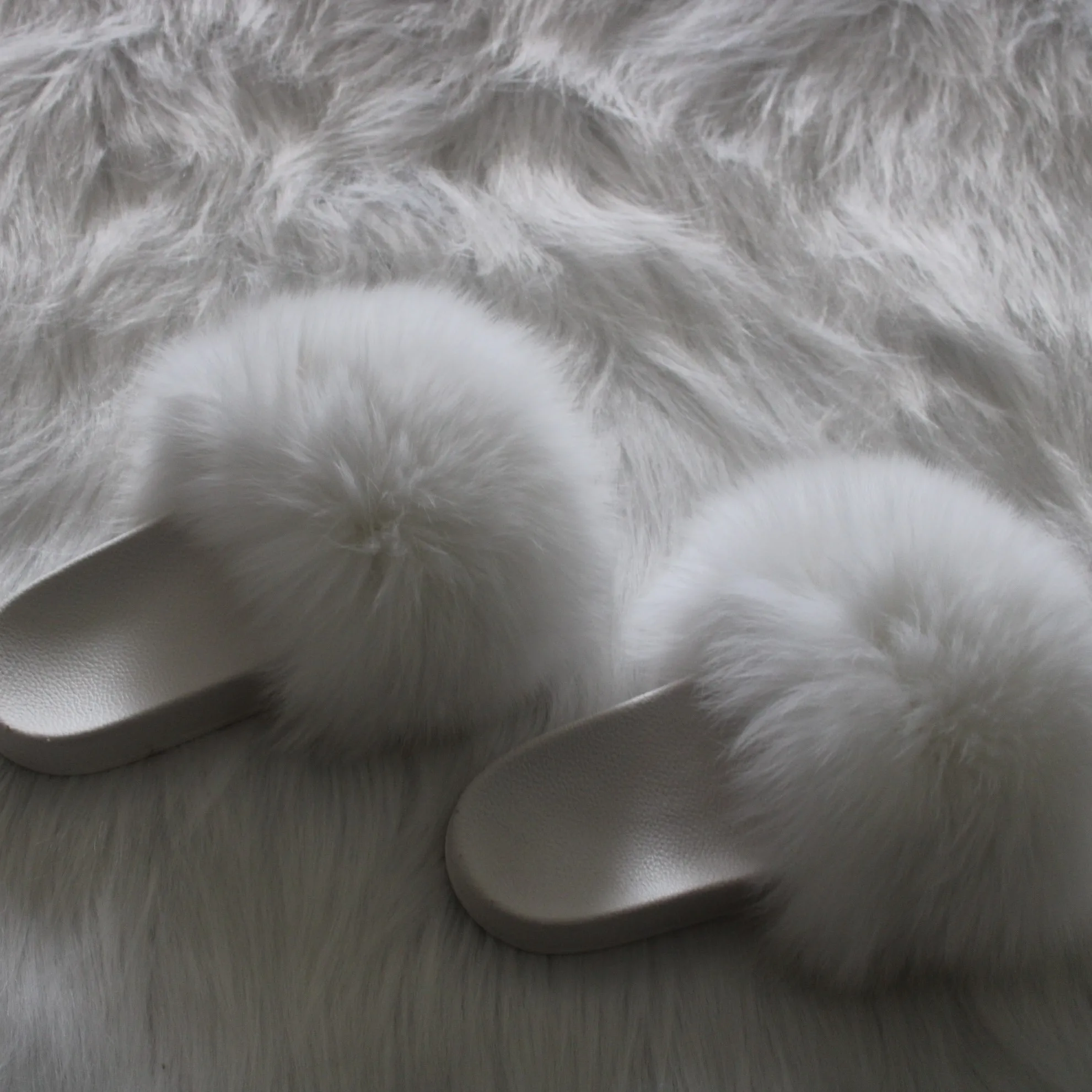 2019 Европейская мода, оптовая продажа, свадебные слайды с белой подошвой из белого меха лисы