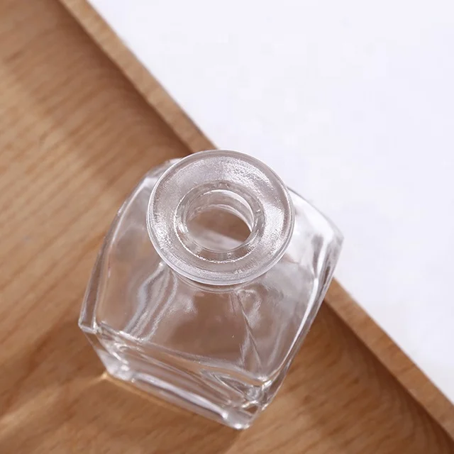 50ml 100ml 200ml Reed Diffuser Bottles Empty Heart Shape Cork 50ml Car Diffuser Glass Bottle