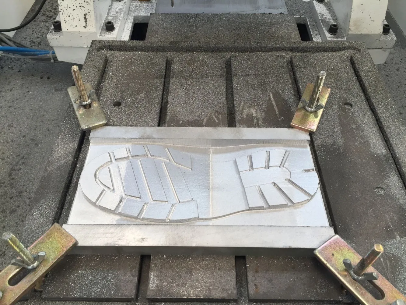 Металлический фрезерный станок с ЧПУ/изготовление пресс-форм/машина для резьбы по дереву ЧПУ