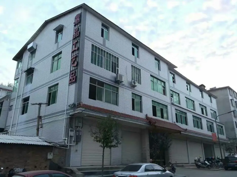 Fujian Dehua Dingjing Crafts Co., Ltd.