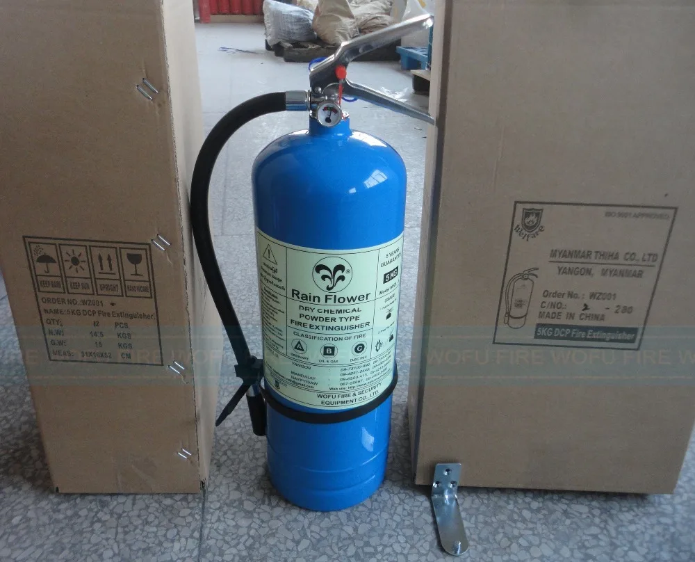 Estintore ABC Polvere Schiuma Grasso 1,2,5,6,9,12 Kg Auto Con Prova Di Prova, Dimensioni: 6 L AB Schiuma, 21 A = 6LE, Colore: No - 8