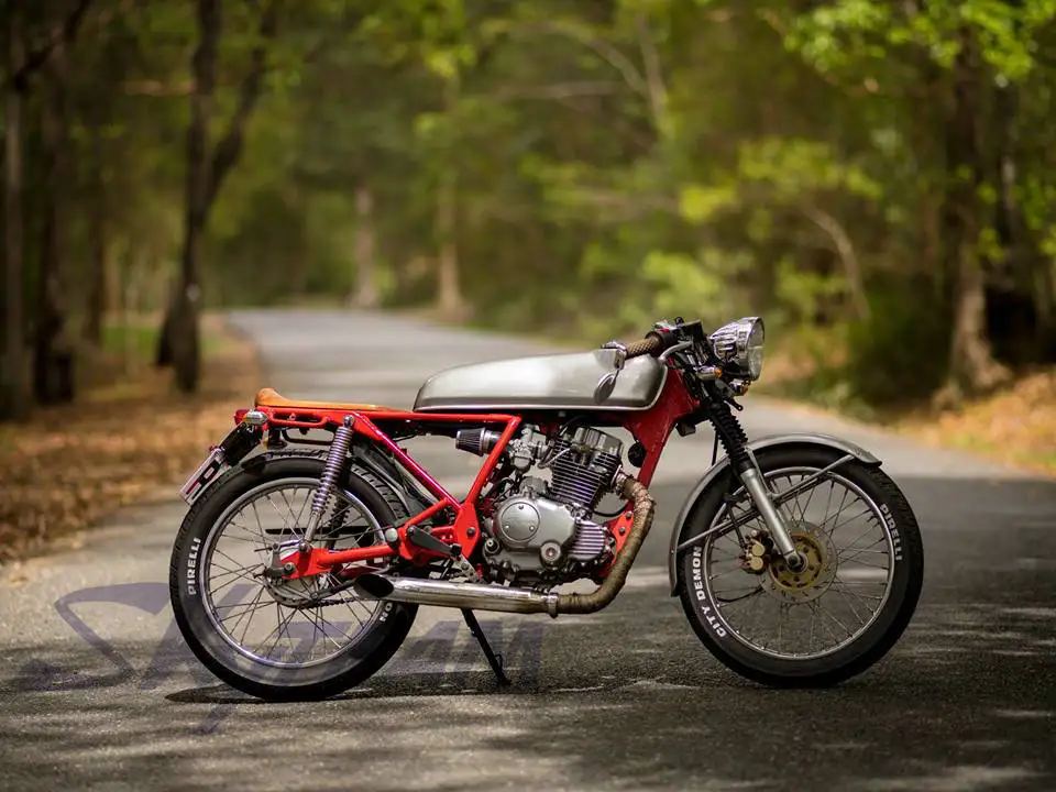 SKYTEAM 250cc 4ストロークACE Vintage Cafe Racer Scrambler Motorcycle| Alibaba.com