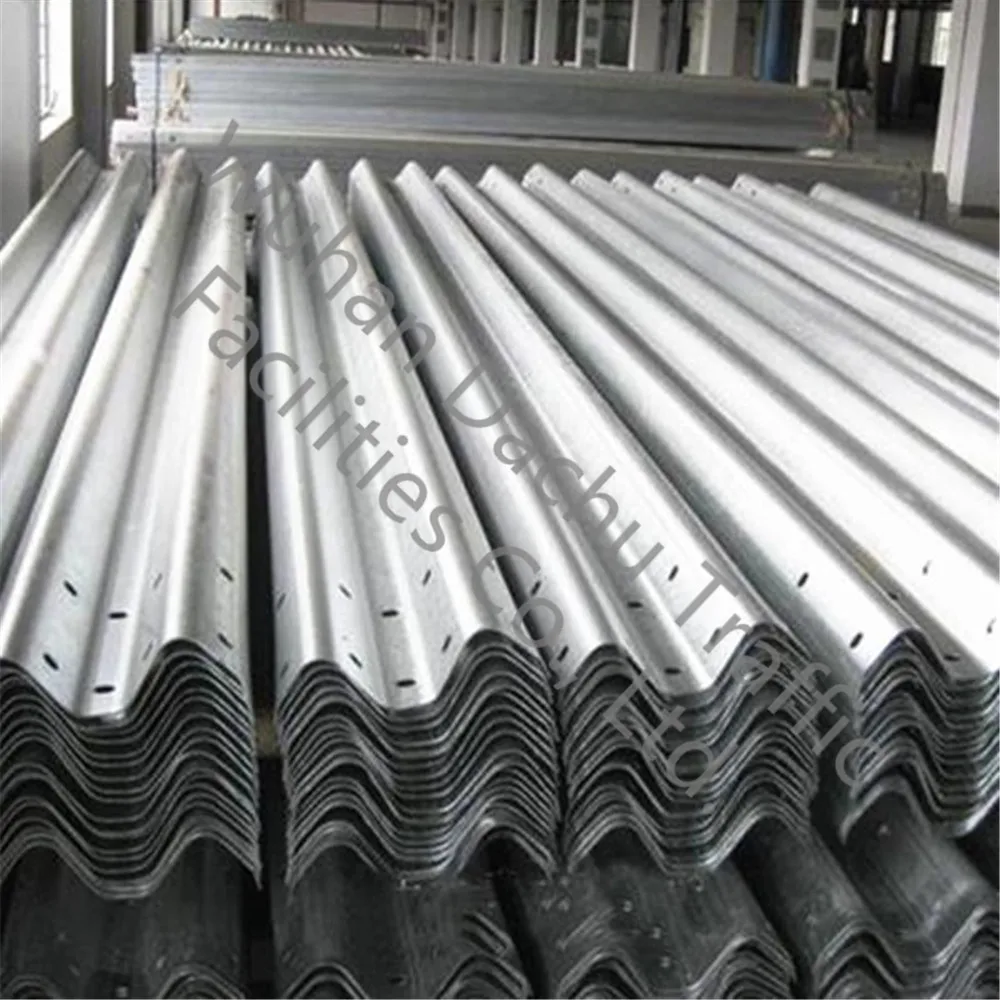 Highway Thrie Beam Guardrail Barriers  Restrict System Corrugated Guardrail