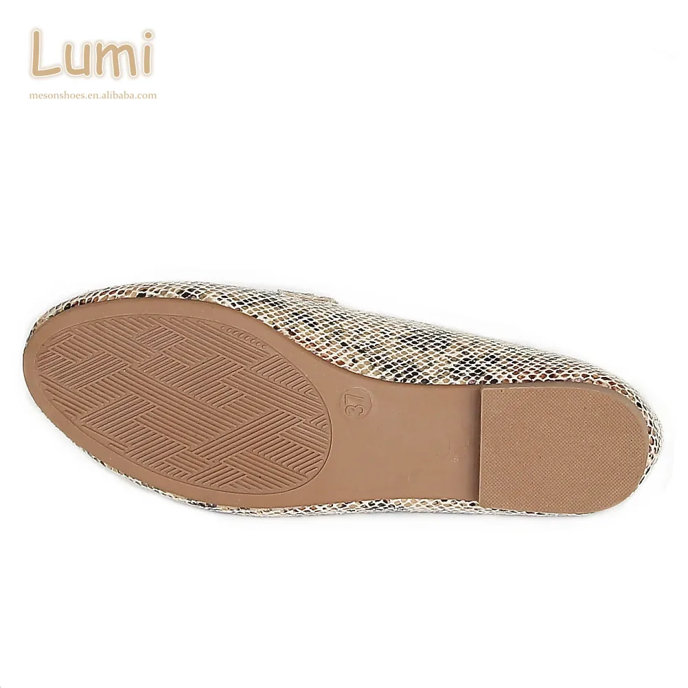 Женские босоножки на плоской подошве; Женская обувь