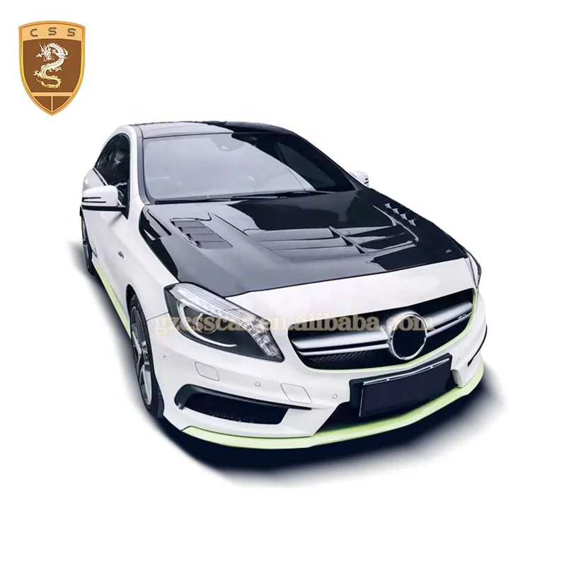 AMG A45 カーボンボンネット AクラスのAMG A45・カーボンボンネットに変更に関するカスタム事例｜車