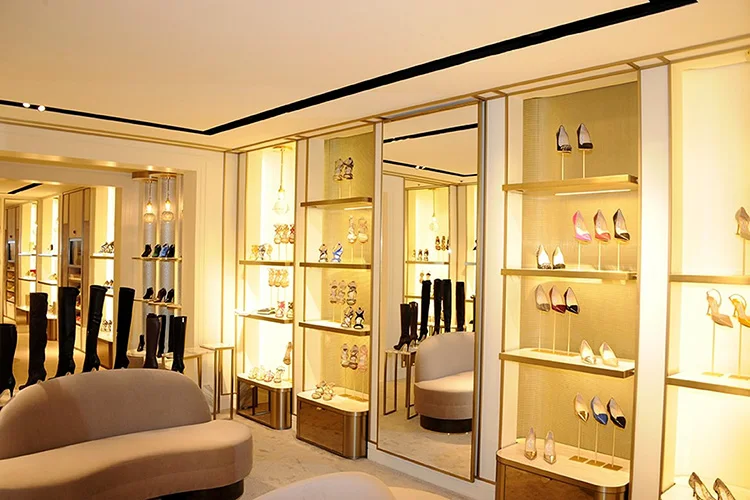 Glass Handbag Shelves Design Ideas