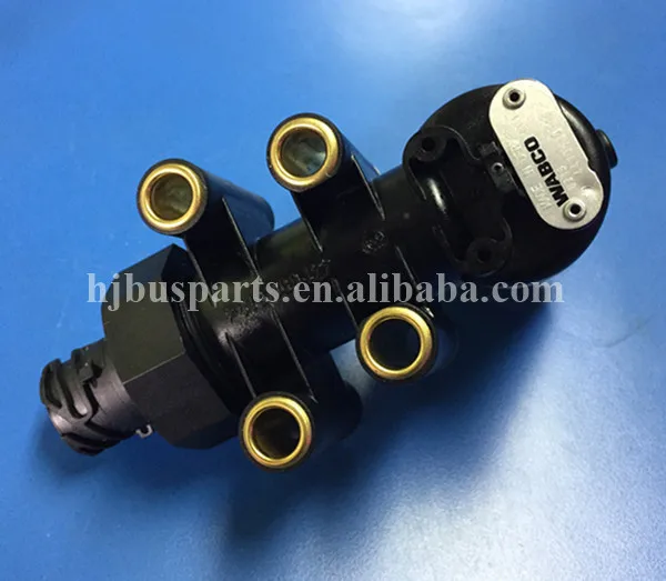 Coach Bus Parts Level Valve 4410500110 Leveling Valve China Auto Part