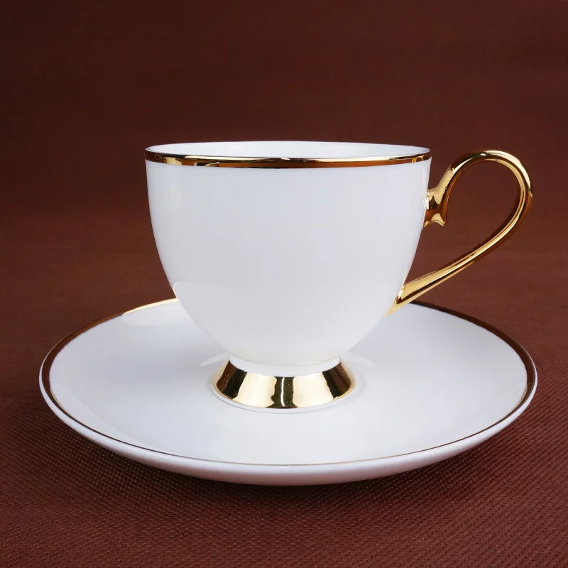 Set Tazza da tè e piattino Real Casa Luxury Gold Ceramica Gelo Tazza di caffè e piattino doro Tea Spoon Set Noble Teacup Espresso Cappuccino Cup Capacity : 300ml, Color : 1 PCS 