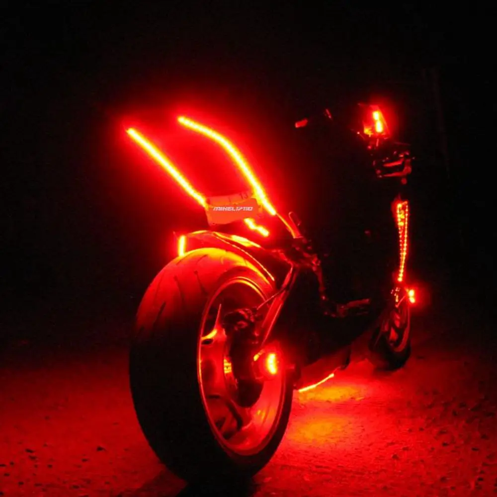 hohe lumen millionen farbe motorrad streifen unter glühen akzent