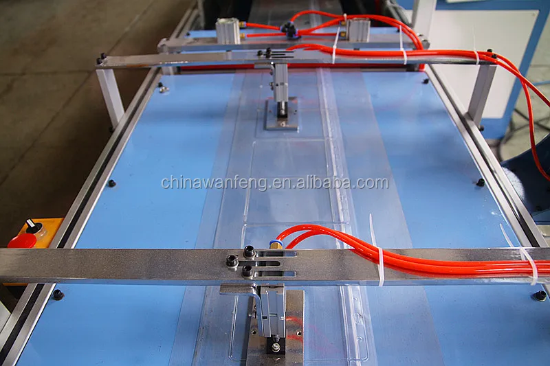 Automatic Pvc ID Card Holder Making Machine (PLC Type)